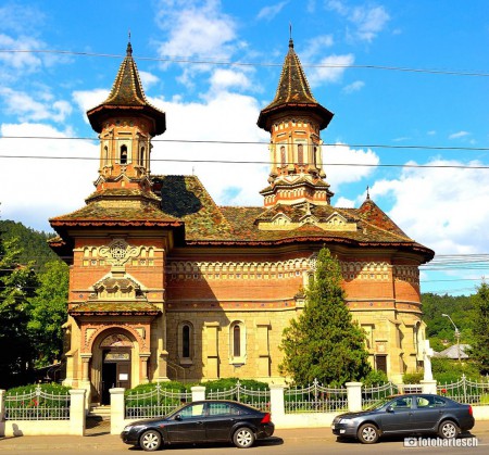 PIATRA NEAMT - Keresztelő Szent János templom